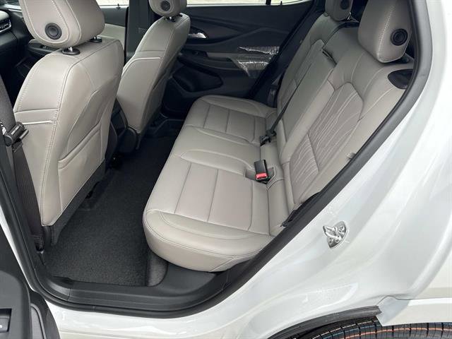 New 2026 Buick Envista Avenir FWD image 15