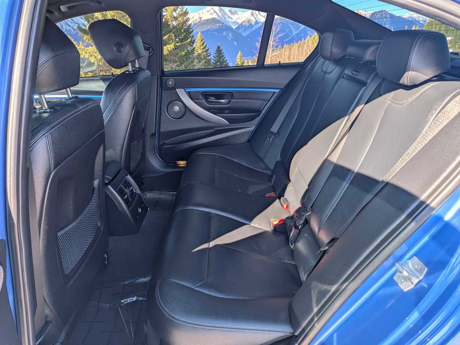 Used 2017 BMW 340i xDrive Sedan image 17