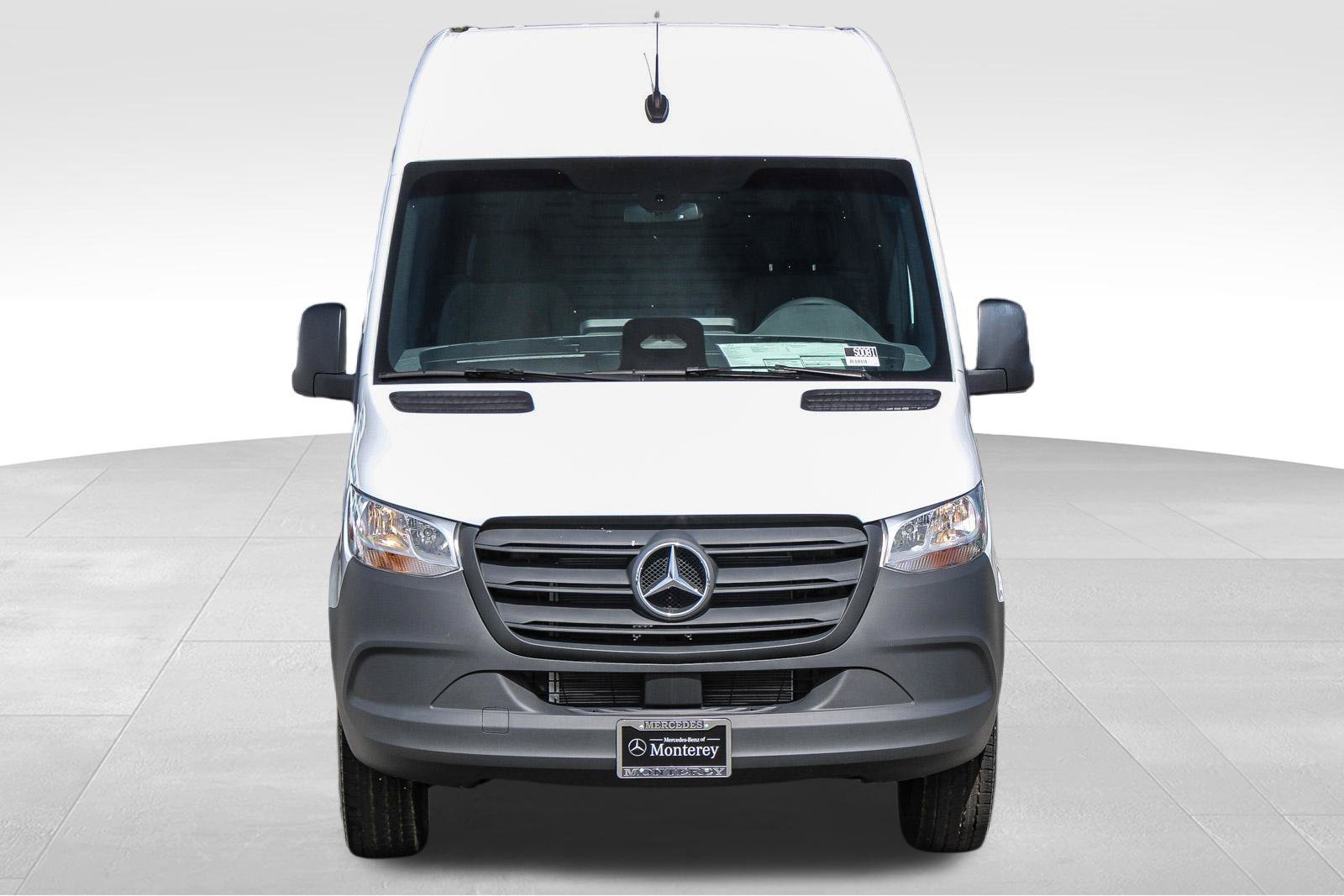 New 2025 Mercedes-Benz Sprinter 2500 image 2