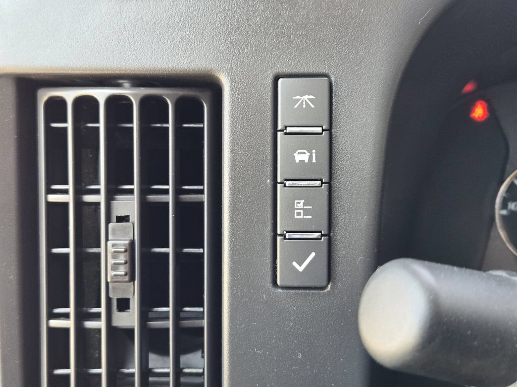 Used 2025 Chevrolet Express 3500 LS RWD image 23