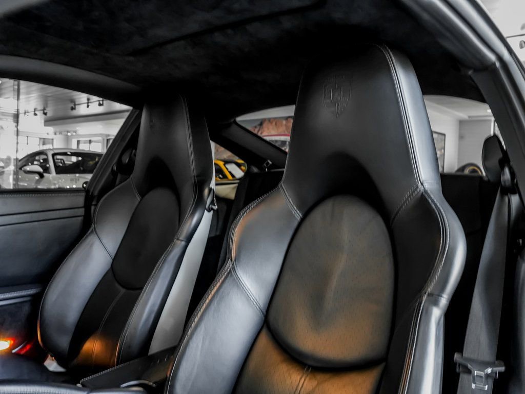 Used 2011 Porsche 911 Turbo AWD/4WD image 16