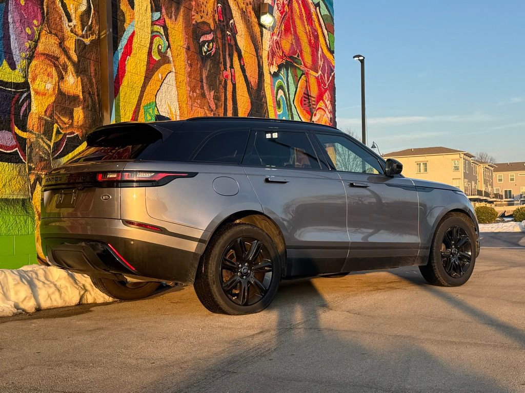 Used 2020 Land Rover Range Rover Velar S image 3