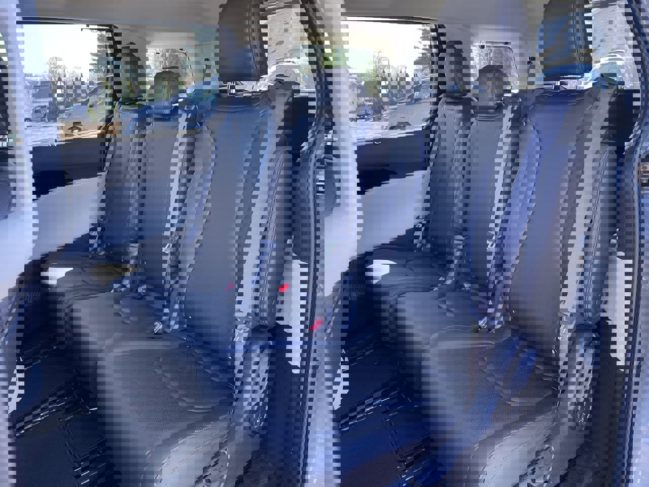 Certified 2024 Kia Carnival SX image 20