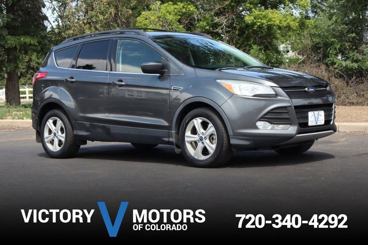 Used 2016 Ford Escape SE w/ SE Leather Comfort Package AWD/4WD image 1