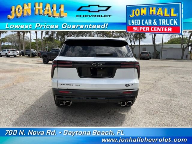 Used 2024 Chevrolet Traverse LT w/ Enhanced Driving Package image 9