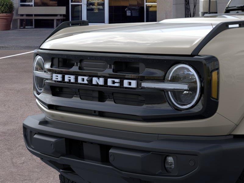 New 2026 Ford Bronco Outer Banks AWD/4WD image 19