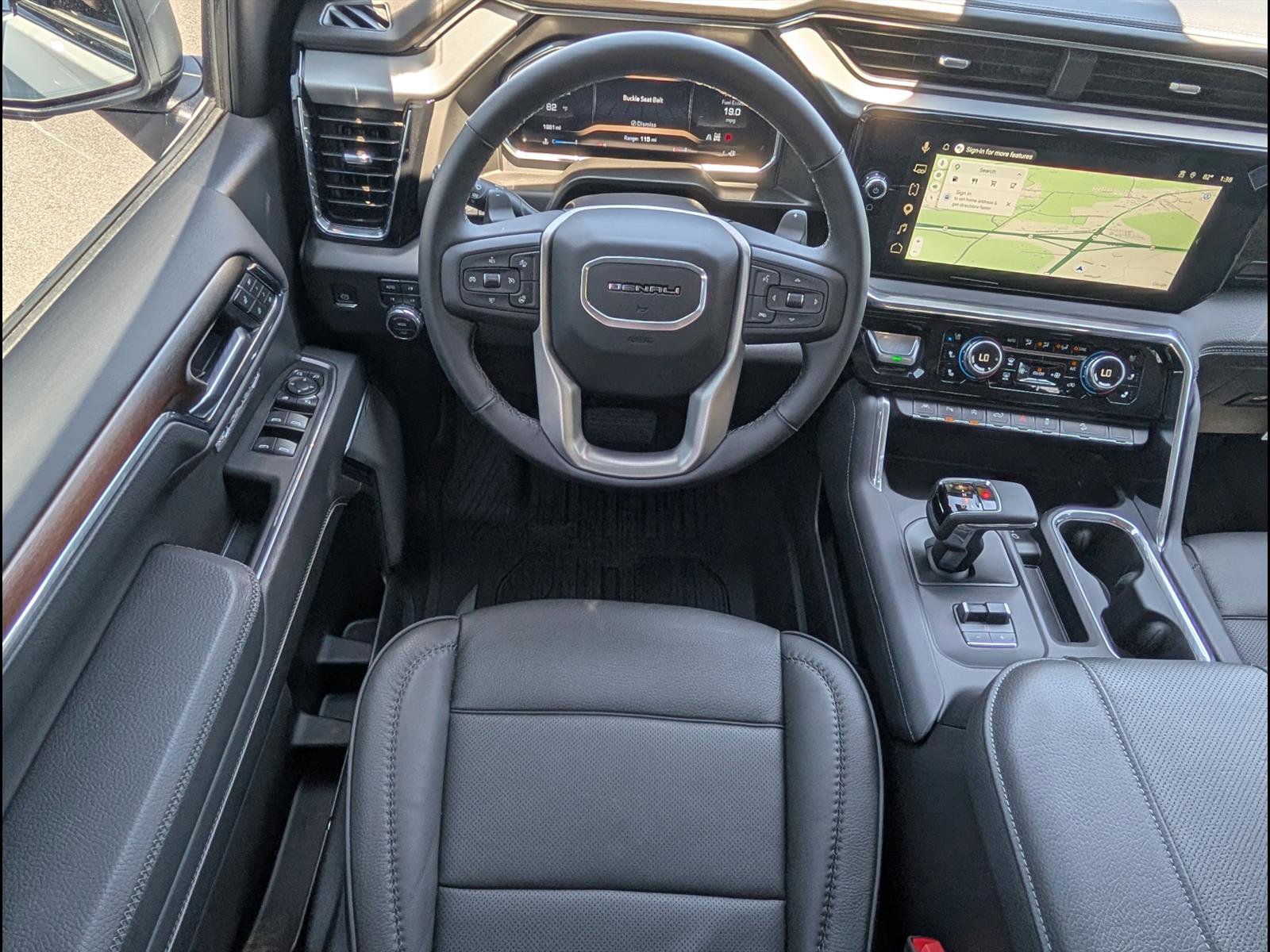 Used 2026 GMC Sierra 1500 Denali w/ Denali Reserve Package AWD/4WD image 8