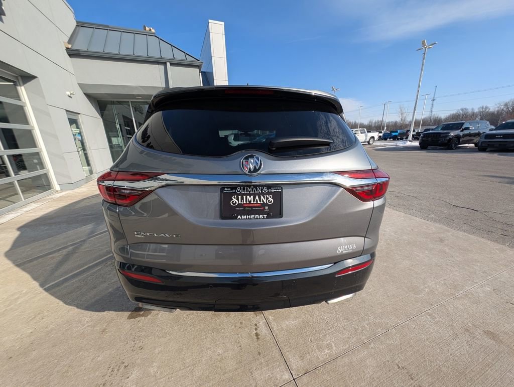 Used 2021 Buick Enclave Essence w/ Sound and Sites Package image 10