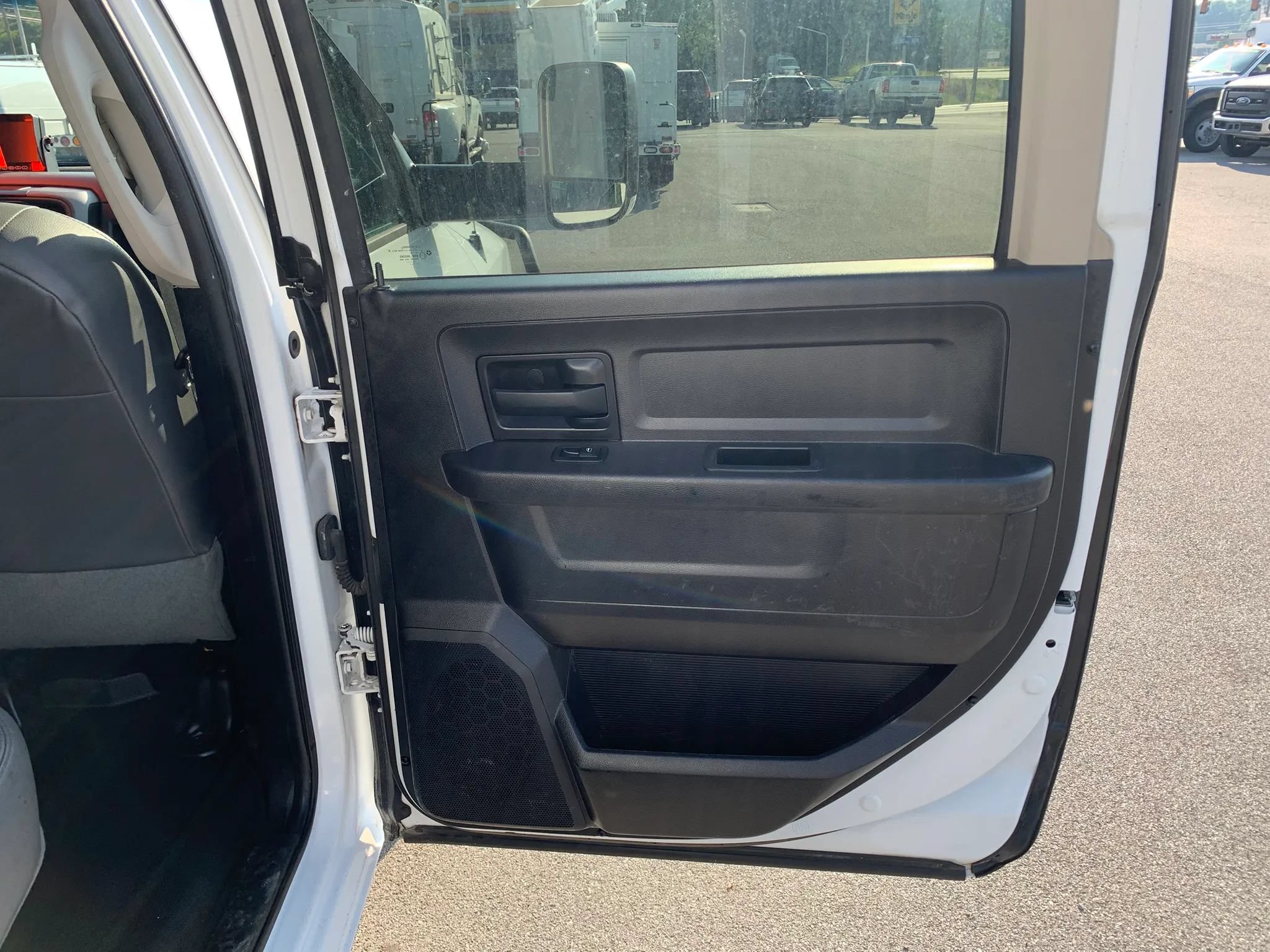Used 2016 RAM 4500 Tradesman w/ Max Tow Package AWD/4WD image 29