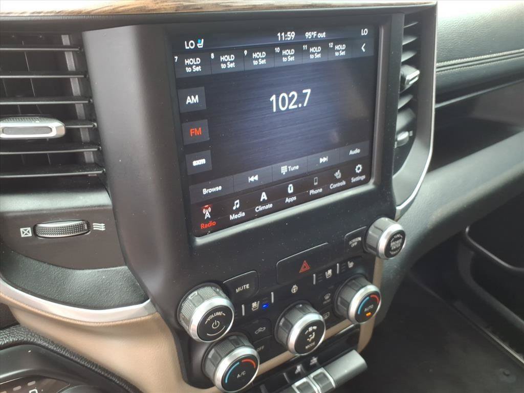 Used 2020 RAM 1500 Laramie AWD/4WD image 20
