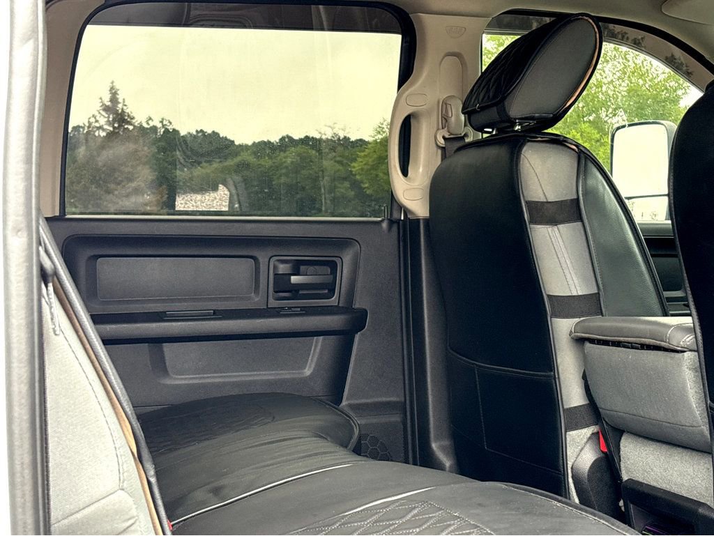Used 2017 RAM 2500 Tradesman w/ Chrome Appearance Group AWD/4WD image 7