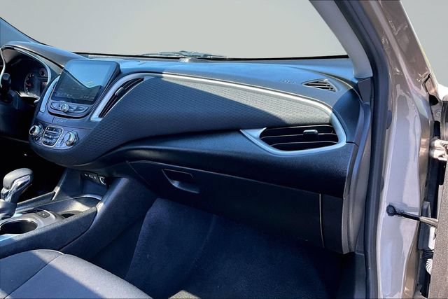 Used 2024 Chevrolet Malibu LT FWD image 25