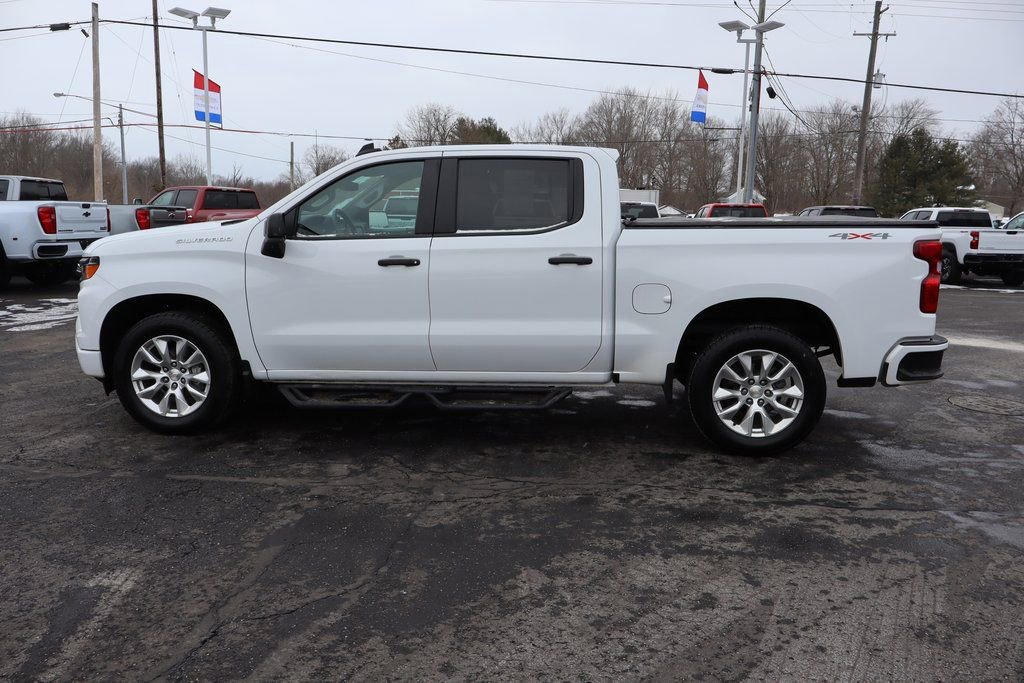 Used 2023 Chevrolet Silverado 1500 Custom image 31