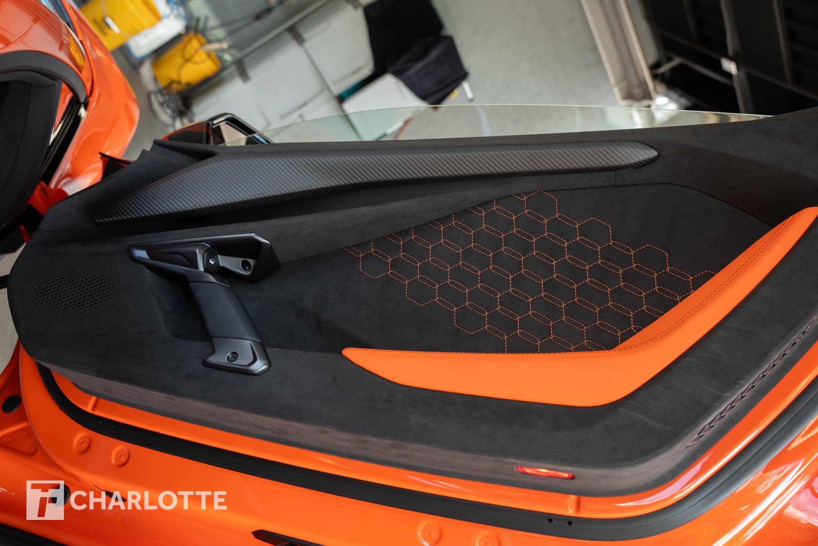 Used 2024 Lamborghini Revuelto AWD/4WD image 29