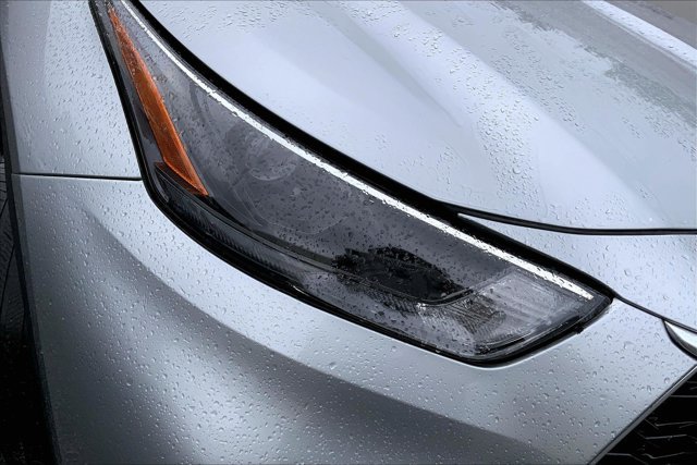 Used 2022 Toyota Highlander LE AWD/4WD image 27