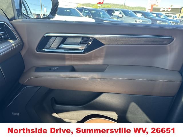 Used 2025 Chevrolet Tahoe High Country image 28