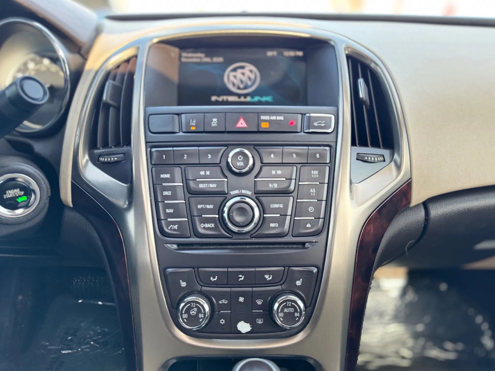 Used 2016 Buick Verano Leather w/ Experience Buick Package FWD image 27