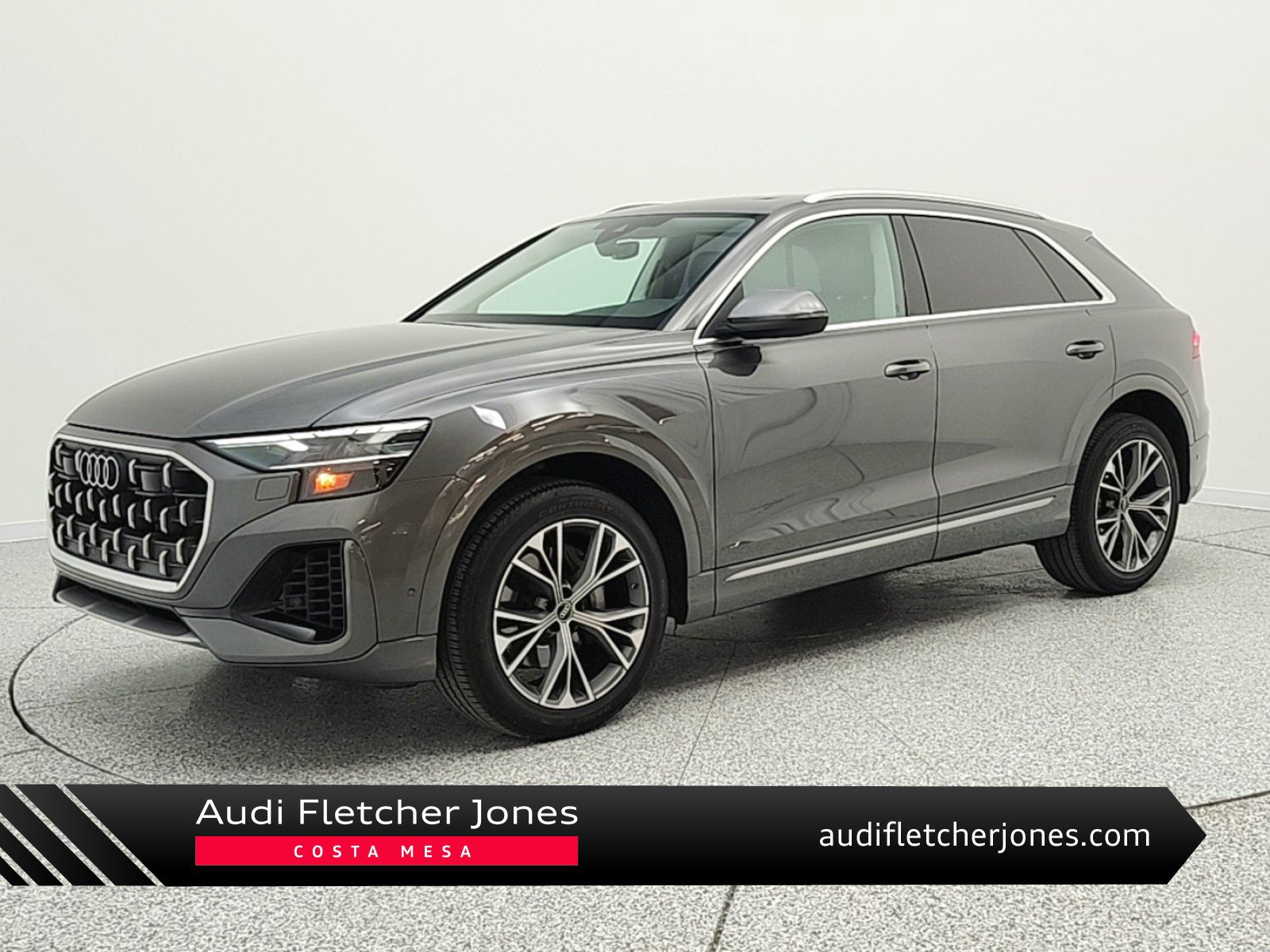 Used 2024 Audi Q8 Premium Plus AWD/4WD image 1