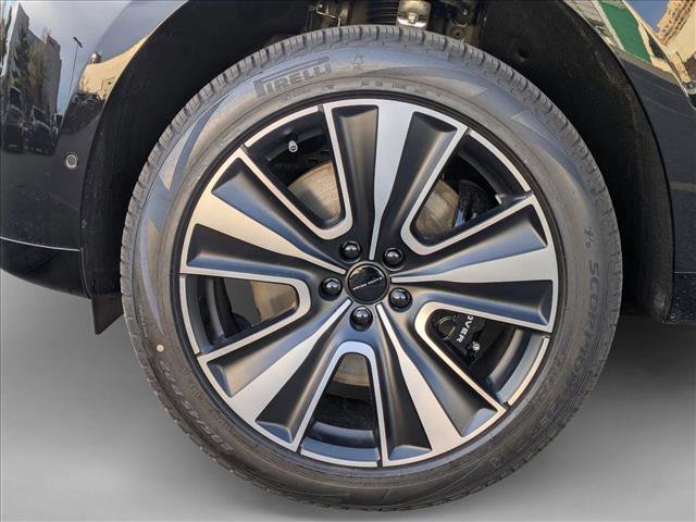 New 2026 Land Rover Range Rover Long Wheelbase SE image 10