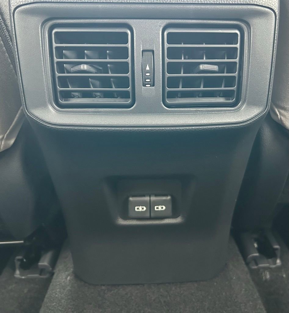 Certified 2023 Toyota RAV4 XLE w/ Convenience Package AWD/4WD image 17