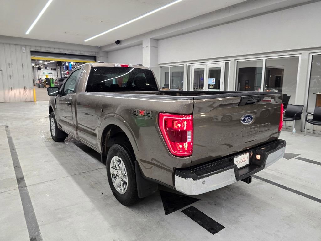 Used 2022 Ford F150 XLT w/ Trailer Tow Package image 4