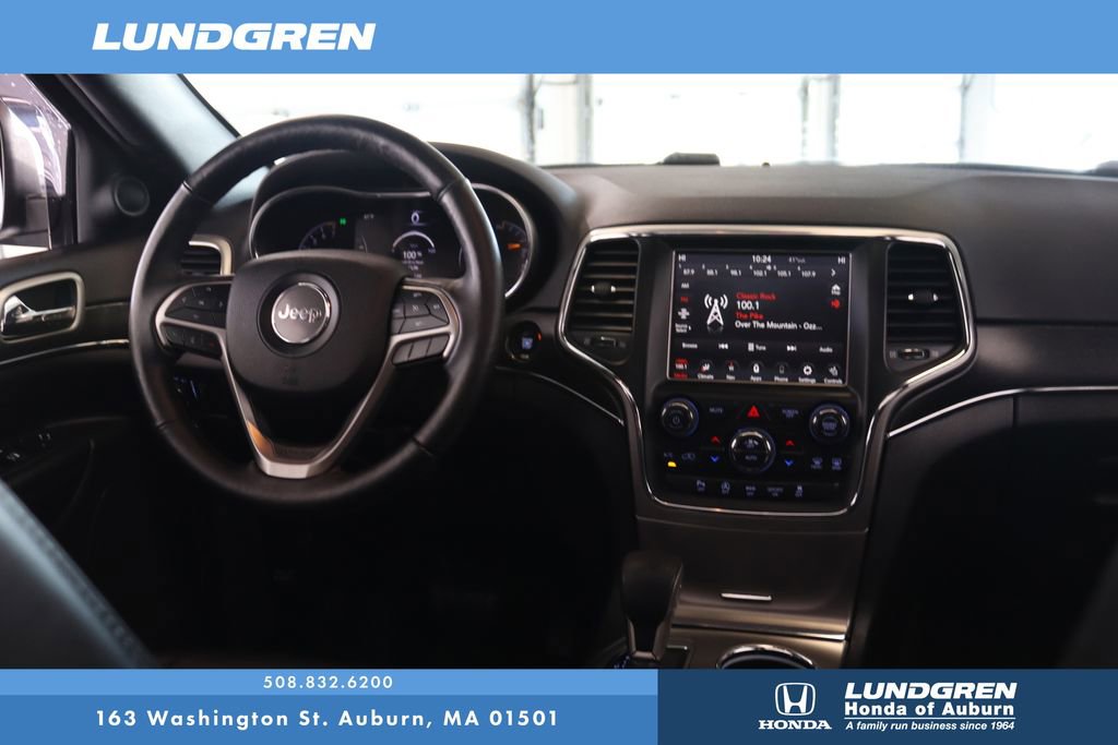 Used 2018 Jeep Grand Cherokee Limited AWD/4WD image 4