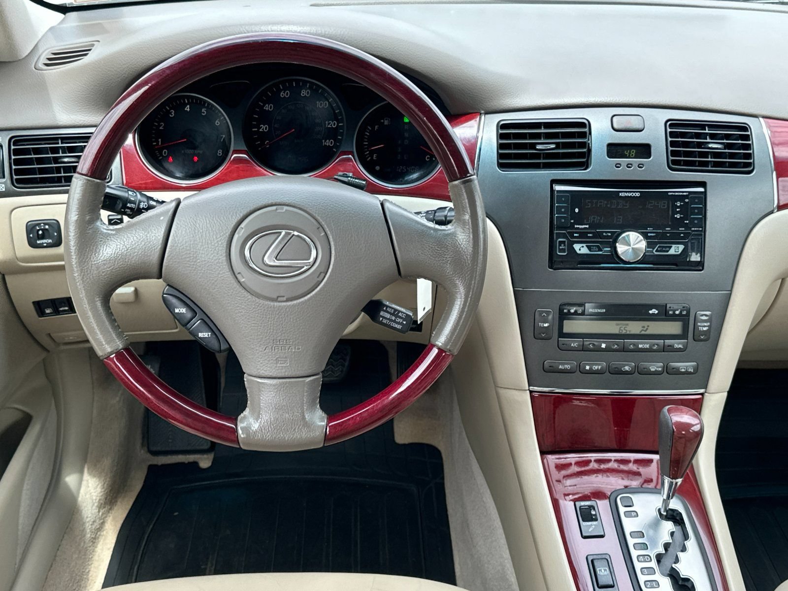 Used 2003 Lexus ES 330 FWD image 13
