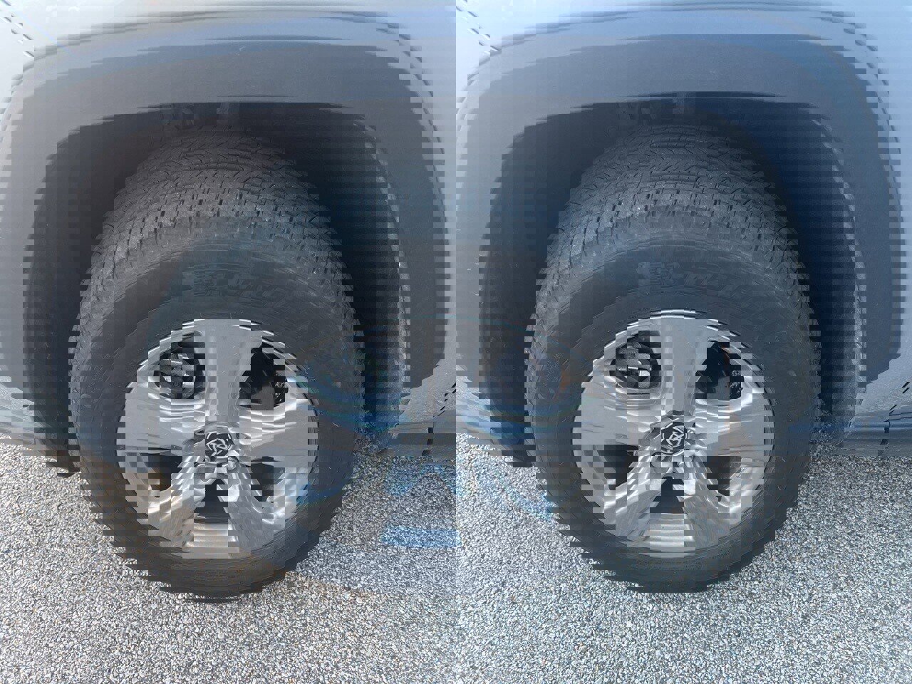 Used 2025 Toyota RAV4 XLE image 15