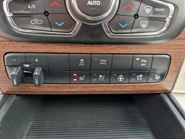 Used 2015 RAM 2500 Laramie image 16