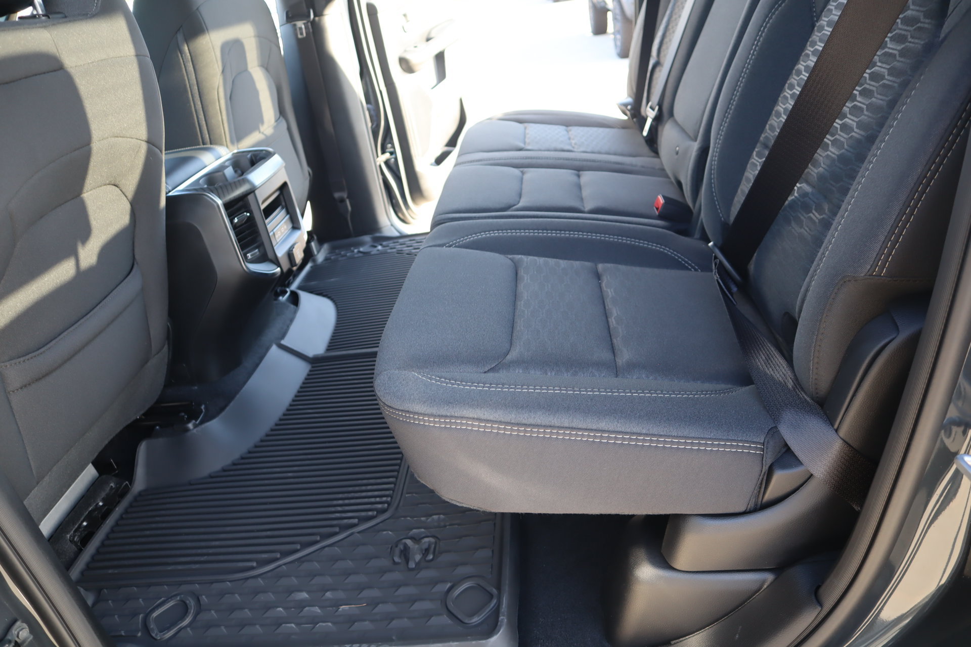 New 2026 RAM 1500 Big Horn AWD/4WD image 13