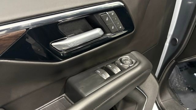 Used 2025 Chevrolet Tahoe LT image 17