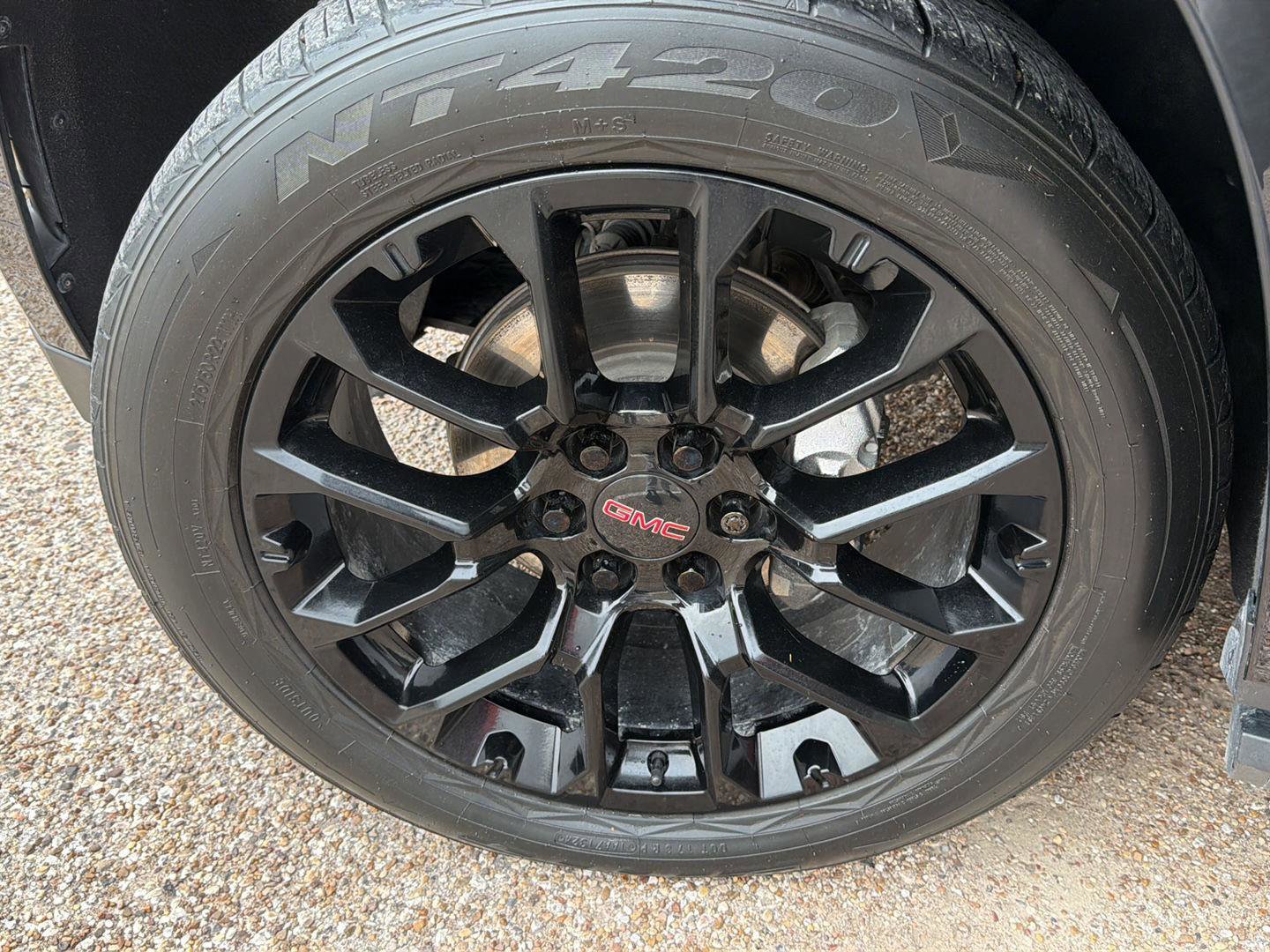 Used 2022 GMC Yukon Denali AWD/4WD image 11