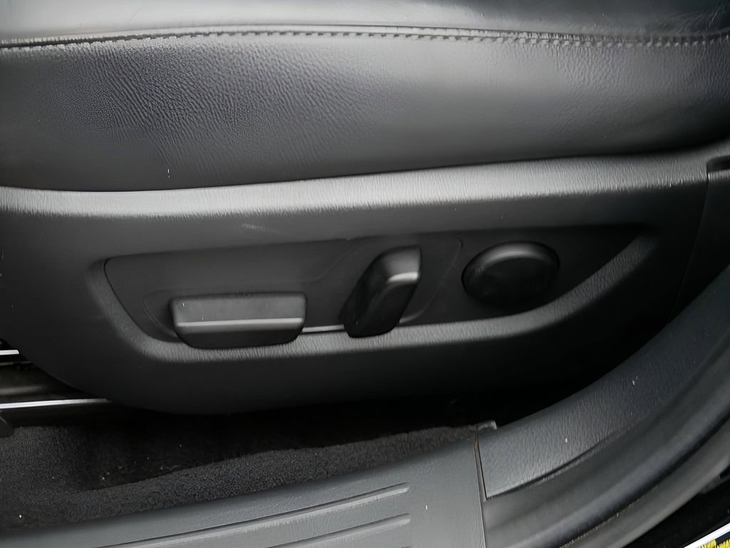 Used 2023 MAZDA CX-50 AWD 2.5 Turbo w/ Cargo Package image 15