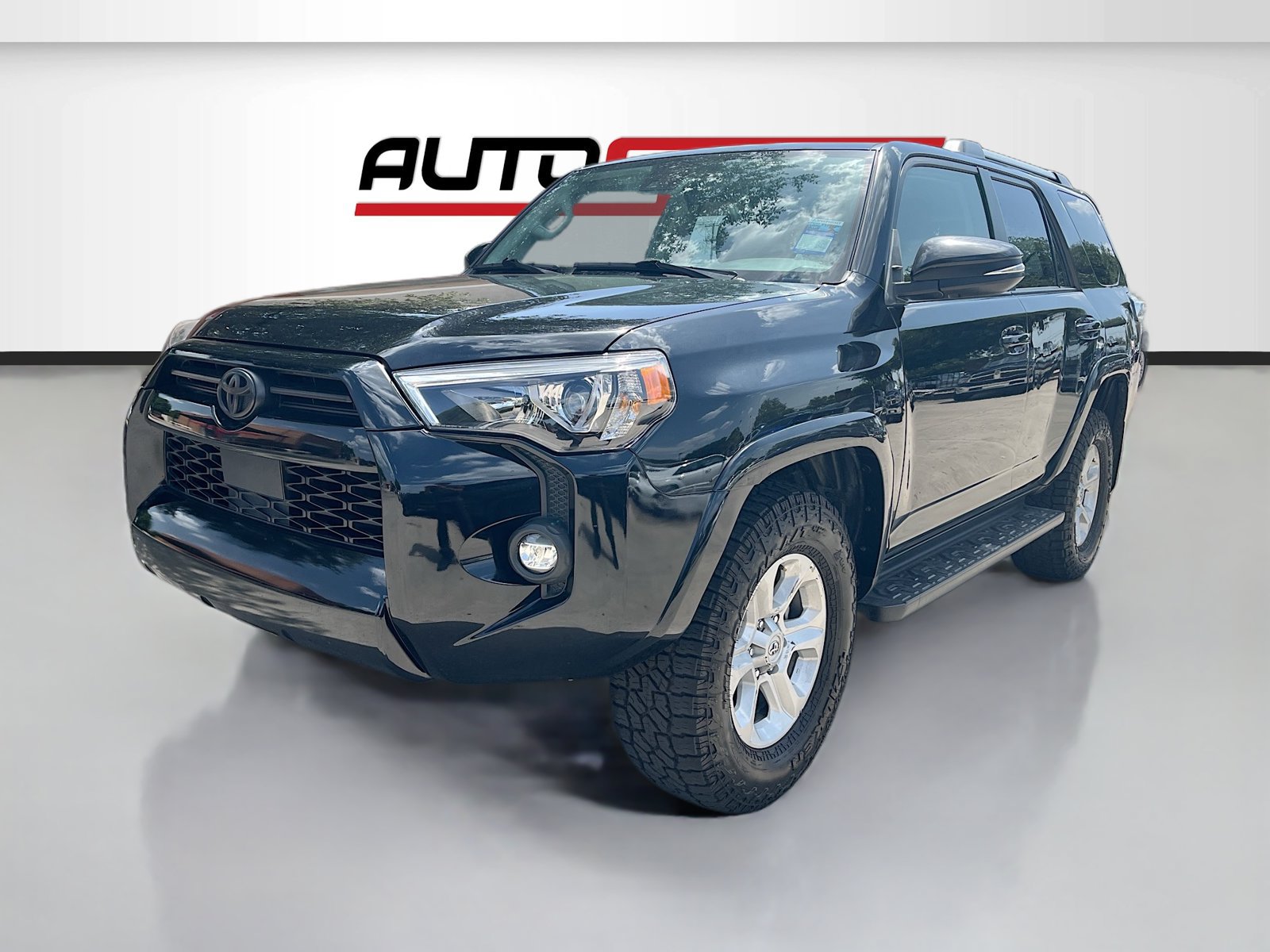 Used 2023 Toyota 4Runner SR5 Premium AWD/4WD image 3