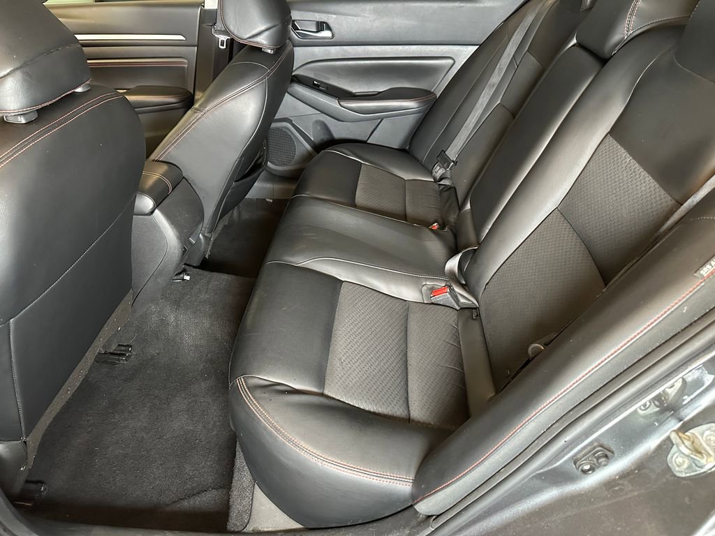 Used 2023 Nissan Altima 2.5 SR FWD image 20