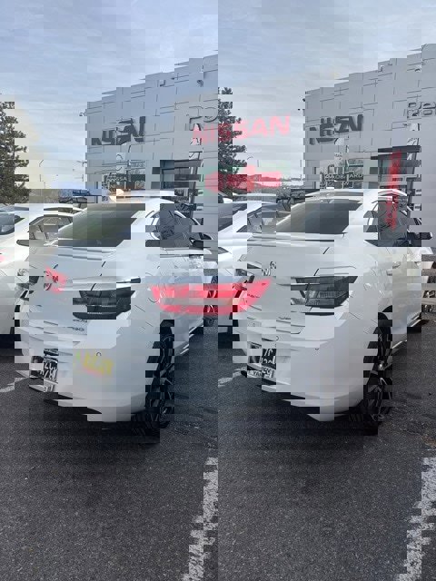 Used 2017 Buick Verano Sport Touring image 4