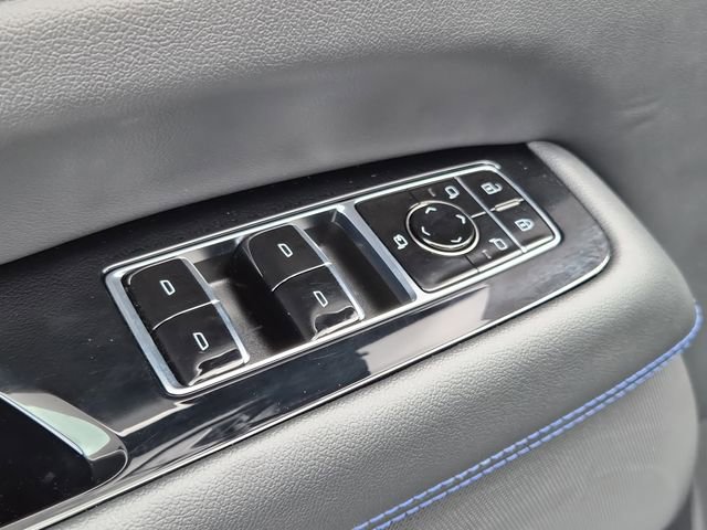 Used 2025 Cadillac Escalade IQ Luxury 1 AWD/4WD image 22