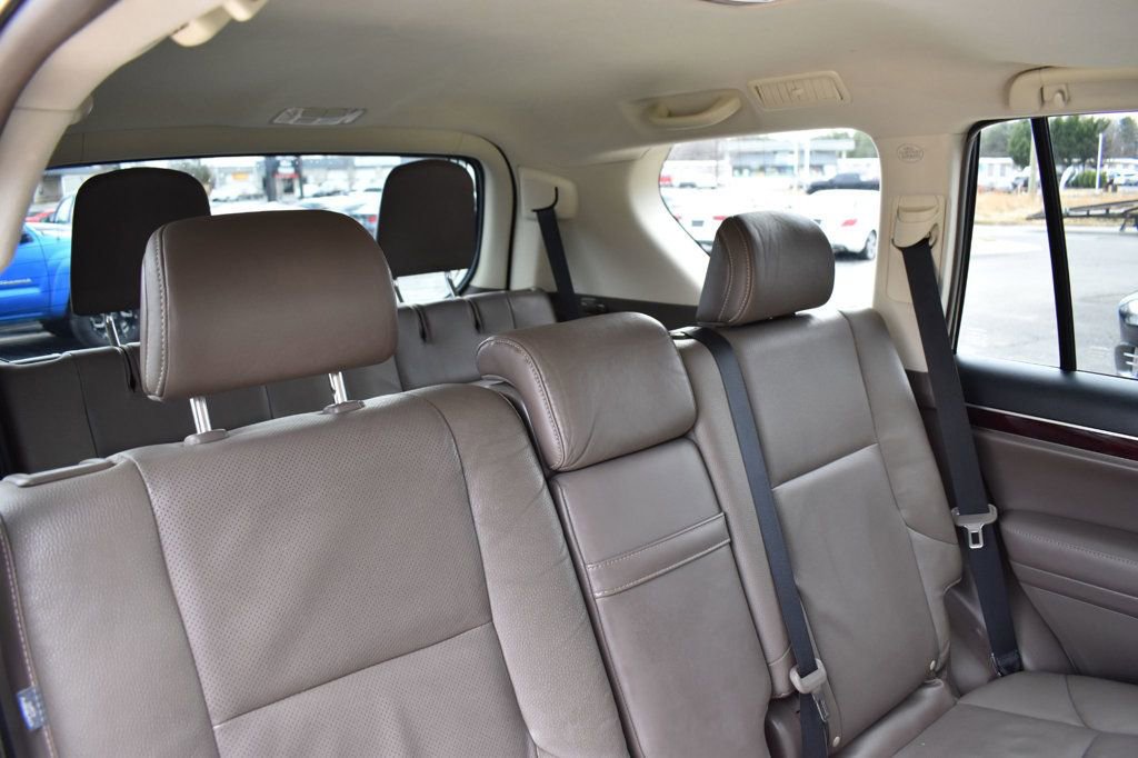 Used 2015 Lexus GX 460 w/ Premium Package image 21