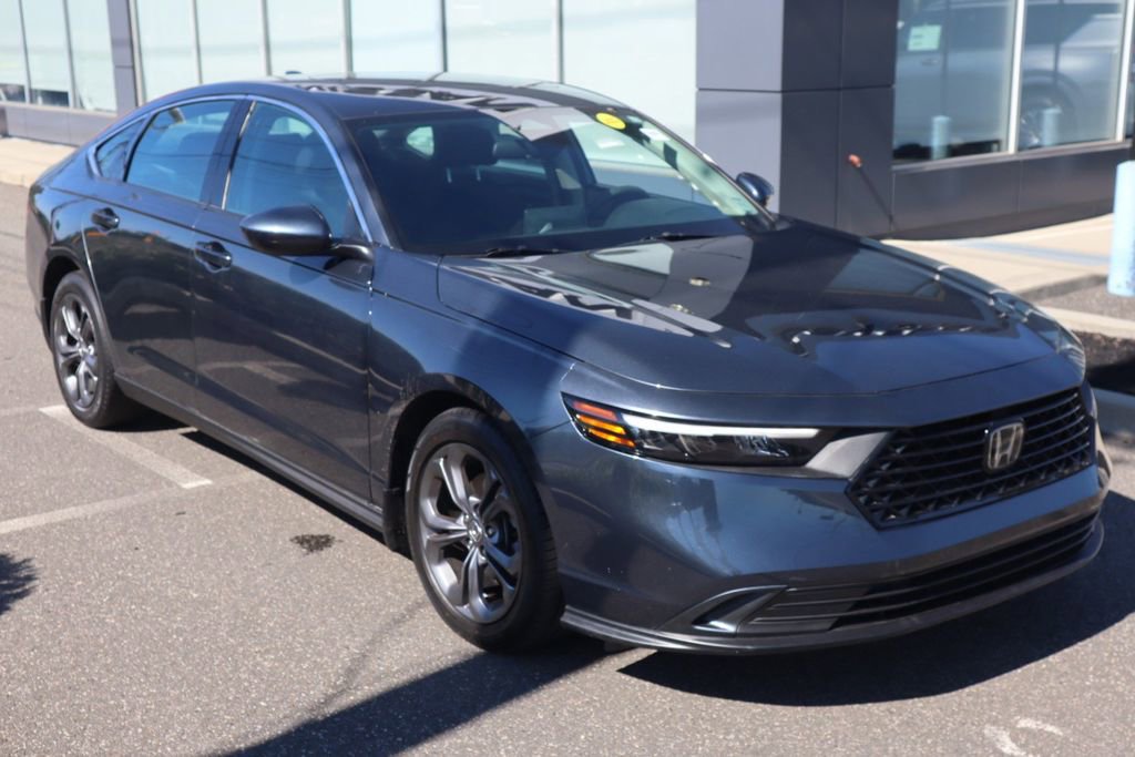 Used 2023 Honda Accord EX image 3