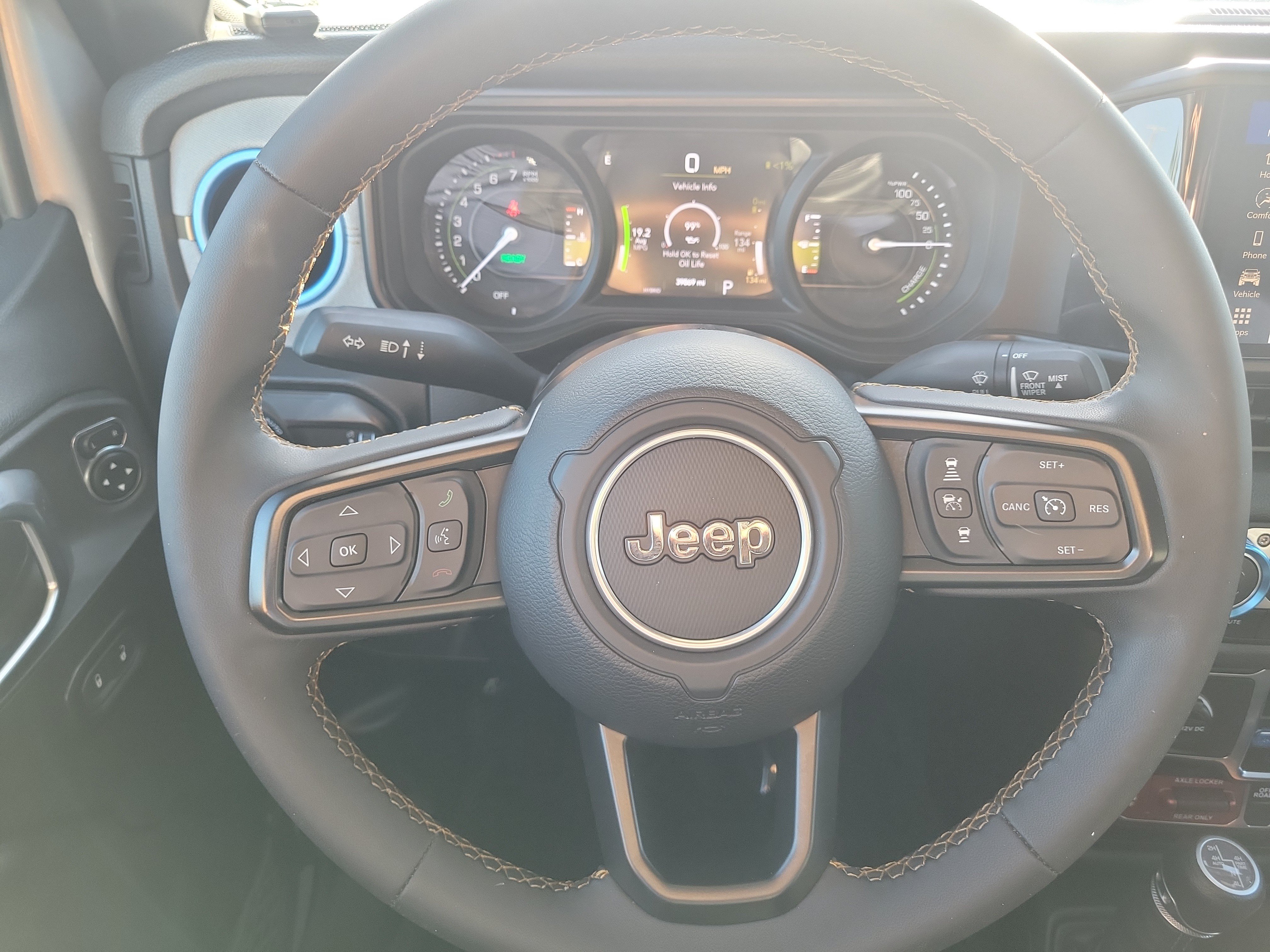 Used 2024 Jeep Wrangler Unlimited AWD/4WD image 16