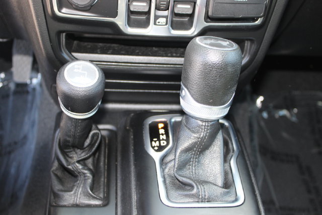 Used 2021 Jeep Wrangler Unlimited Sport AWD/4WD image 16