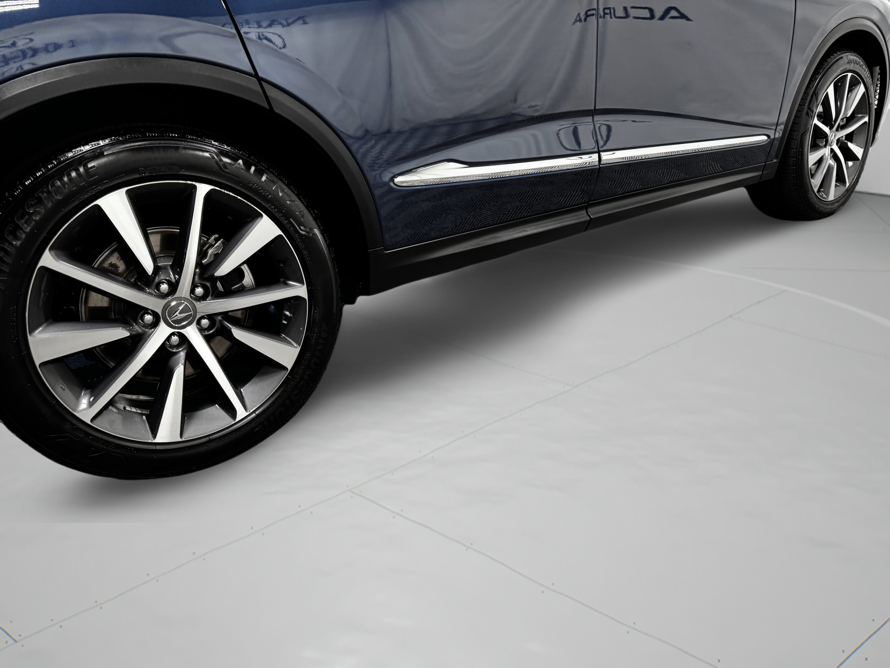 Certified 2025 Acura MDX w/ Technology Package AWD/4WD image 42