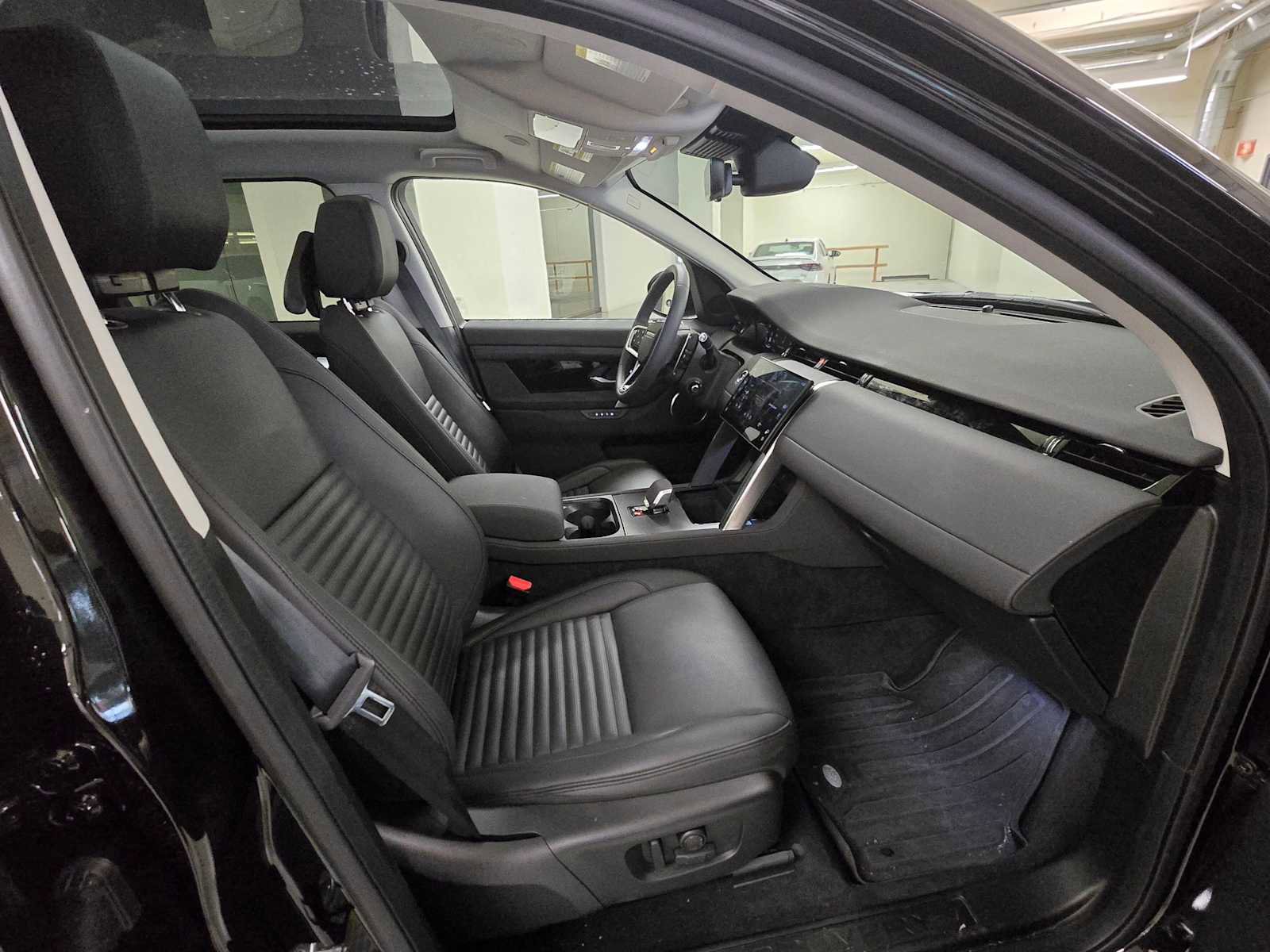 Used 2025 Land Rover Discovery Sport S AWD/4WD image 11