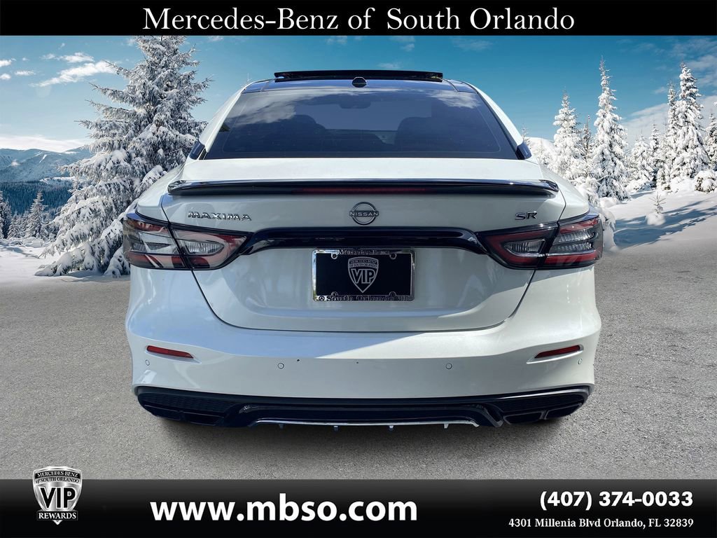 Used 2023 Nissan Maxima SR w/ Sport Mat Group FWD image 16