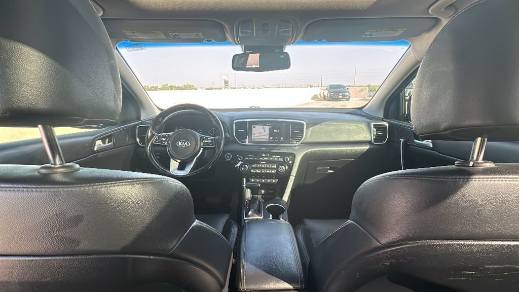 Used 2020 Kia Sportage EX w/ EX Technology Package FWD image 29