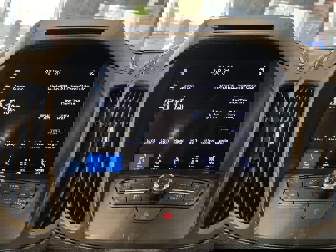 Used 2018 Ford Escape SEL w/ Ford Safe & Smart Package image 19