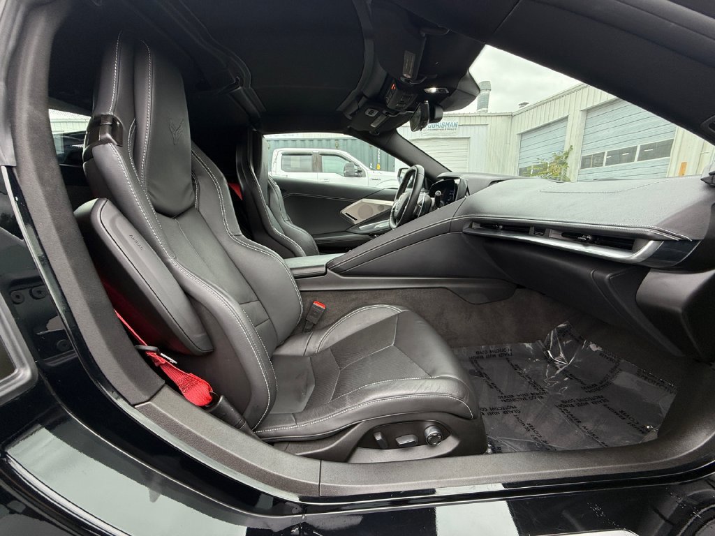 Used 2022 Chevrolet Corvette Stingray Preferred Cpe w/ Battery Protection Package RWD image 25
