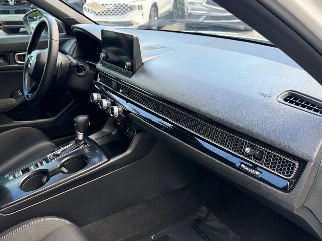 Used 2023 Honda Civic Sport image 17