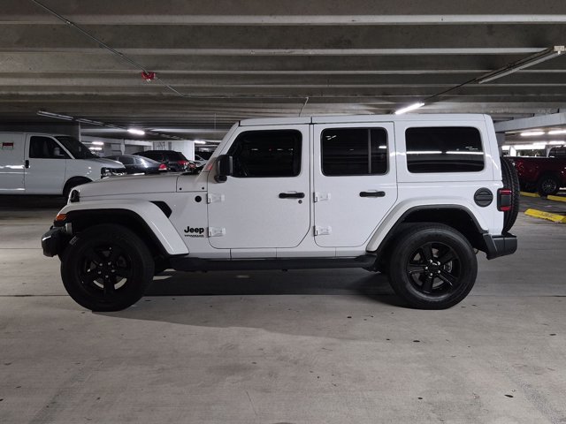 Used 2022 Jeep Wrangler Unlimited Sahara AWD/4WD image 8