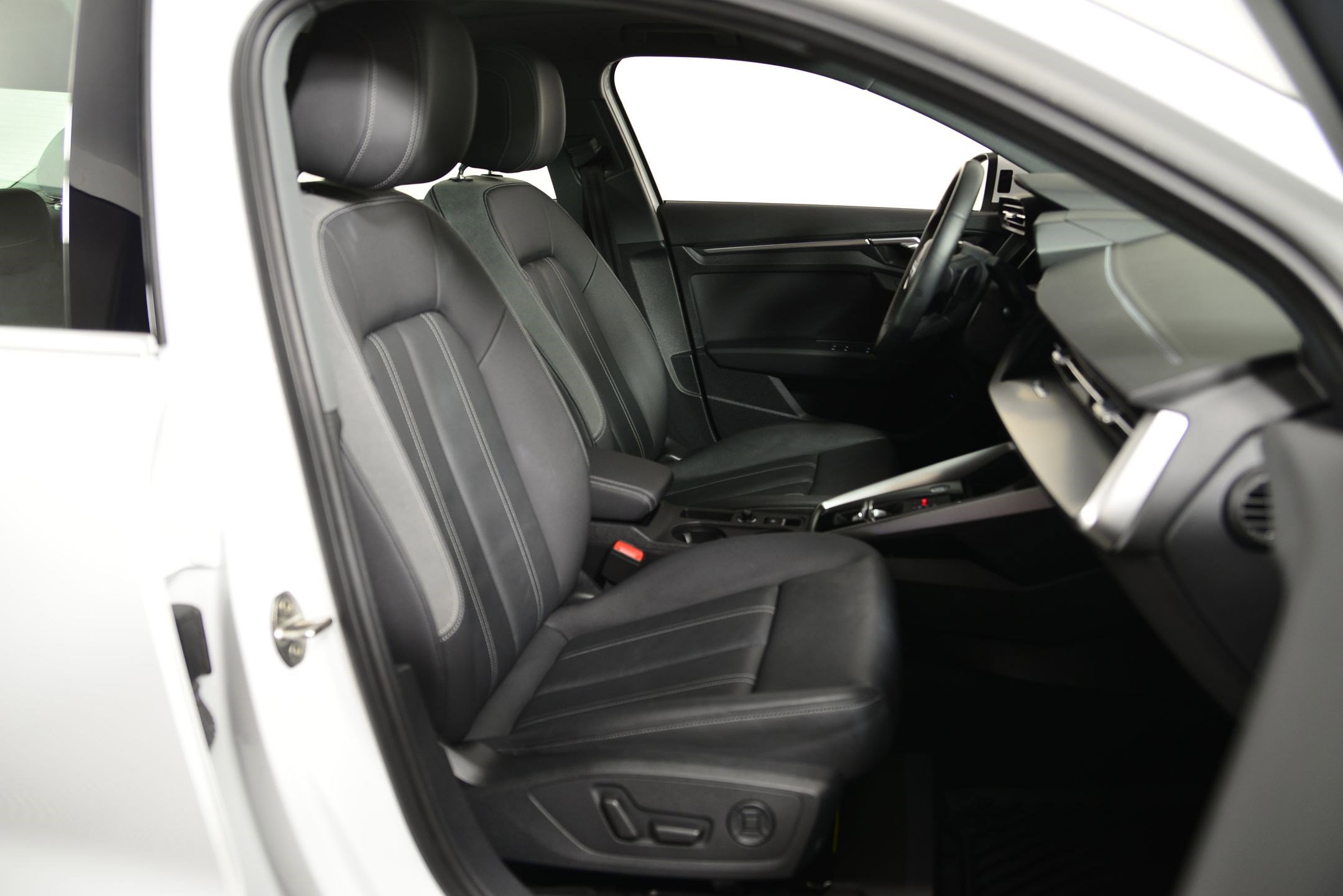 Certified 2022 Audi A3 2.0T Premium image 17